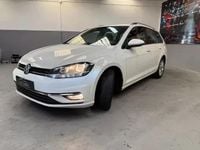 Usado VW Golf VII Trendline 115 HP (84 kW) 2018 Branco Carrinha