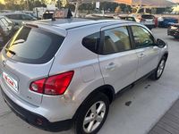 Usado Nissan Qashqai 106 HP (77 kW) 2008 Cinzento SUV