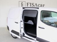 Usado Opel Combo 100 HP (73 kW) 2024 Branco Monovolume