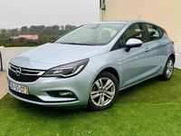 Usado Opel Astra Dynamic 105 HP (77 kW) 2017 Azul