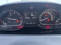 Usado Peugeot 2008 Style 75 HP (55 kW) 2018 Cinza SUV