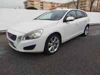Usado Volvo V60 Summum 115 HP (84 kW) 2011 Branco Carrinha