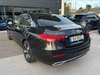 Usado Mercedes C220 Avantgarde 200 HP (147 kW) 2023 Cinzento Sedan