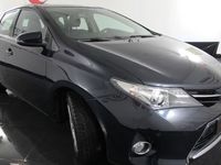 usado Toyota Auris 1.4 D-4D Com.+P.Sport+Navi