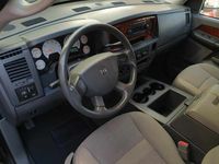 Usado Dodge Magnum 265 HP (194 kW) 2007 Cinzento Sedan