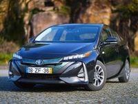 Usado Toyota Prius Luxury 122 HP (89 kW) 2019 Preto Citadino