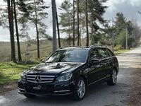 Usado Mercedes C220 Avantgarde 170 HP (125 kW) 2013 Preto Carrinha