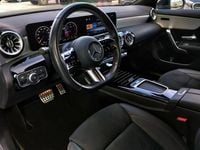 Usado Mercedes CLA180 Premium 116 HP (85 kW) 2023 Preto cosmos Sedan