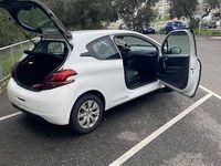 Usado Peugeot 208 90 HP (66 kW) 2016 Citadino