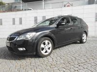 Usado Kia Ceed 109 HP (80 kW) 2010 Preto Citadino