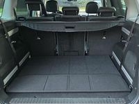 Usado Opel Zafira 165 HP (121 kW) 2012 Monovolume