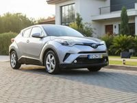 Usado Toyota C-HR Comfort 122 HP (89 kW) 2019 Prateado SUV
