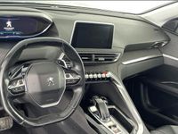 Usado Peugeot 5008 130 HP (95 kW) 2017 Cinzento