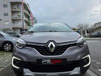 Usado Renault Captur 90 HP (66 kW) 2019 Cinzento SUV