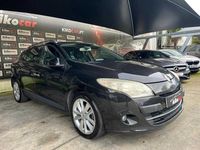 Usado Renault Mégane III Komfort 110 HP (80 kW) 2010 Preto Carrinha