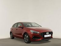 Usado Hyundai i30 Style 101 HP (74 kW) 2024 Vermelho