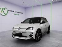 Usado Renault 5 E-Tech Komfort 110 kW (150 HP) 2025 Branco Sedan