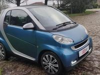 Usado Smart ForTwo Coupé Passion 54 HP (39 kW) 2010 Azul escuro Coupé