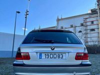 Usado BMW 320 Sport Line 136 HP (100 kW) 2000 Cinzento Carrinha