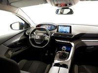 Usado Peugeot 3008 Active 130 HP (95 kW) 2019 Azul SUV