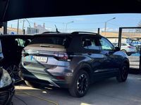 Usado VW T-Cross 95 HP (69 kW) 2023 Cinzento SUV