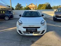 Usado Fiat 600 La Prima 136 HP (100 kW) 2025 Branco SUV