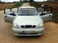 Usado Chevrolet Lanos 75 HP (55 kW) 2000 Sedan