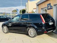 Usado Ford Focus Titanium 109 HP (80 kW) 2008 Preto Carrinha