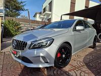 Usado Mercedes A180 109 HP (80 kW) 2017 Cinza antracite Citadino