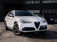 Usado Alfa Romeo Stelvio Ti 210 HP (154 kW) 2017 Branco SUV