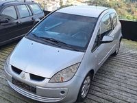 usado Mitsubishi Colt 1.1 novo