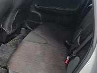 Usado Nissan Note 86 HP (63 kW) 2010 Cinza Citadino