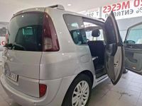 Usado Renault Grand Espace 120 HP (88 kW) 2006 Cinza Monovolume