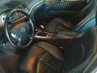 Usado Mercedes E220 150 HP (110 kW) 2004 Sedan