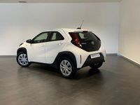 Usado Toyota Aygo X X-play 72 HP (52 kW) 2022 Branco antártida SUV