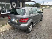 Usado Mercedes B150 95 HP (69 kW) 2008 Cinzento Monovolume