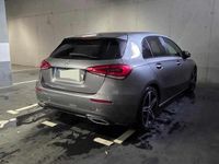 Usado Mercedes A180 116 HP (85 kW) 2018 Cinzento Citadino