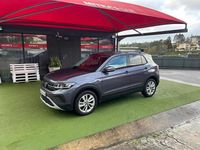 Usado VW T-Cross 95 HP (69 kW) 2024 Cinzento SUV