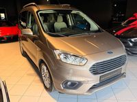Usado Ford Tourneo Courier 100 HP (73 kW) 2018 Outra Monovolume