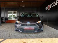 Usado Toyota Yaris Hybrid Comfort 115 HP (84 kW) 2022 Cinza