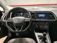 Usado Seat Leon Style 115 HP (84 kW) 2019 Cinza Carrinha