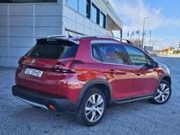Usado Peugeot 2008 100 HP (73 kW) 2016 Vermelho SUV