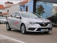 Usado Renault Mégane IV 95 HP (69 kW) 2020 Cinzento