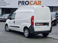 Usado Fiat Doblò 120 HP (88 kW) 2019 Branco Monovolume