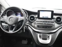 Usado Mercedes V250 Avantgarde 190 HP (139 kW) 2021 Preto Monovolume