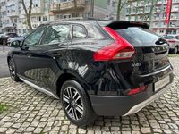 Usado Volvo V40 Pro 120 HP (88 kW) 2017 Preto