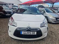 Usado Citroën DS3 Chic 100 HP (73 kW) 2016 Branco Citadino