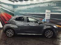 Usado Toyota Yaris Hybrid 115 HP (84 kW) 2022 Cinzento