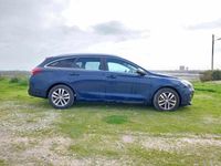 Usado Hyundai i30 116 HP (85 kW) 2019 Azul Carrinha