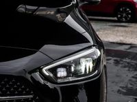 Usado Mercedes C300e AMG line 313 HP (230 kW) 2023 Preto Carrinha